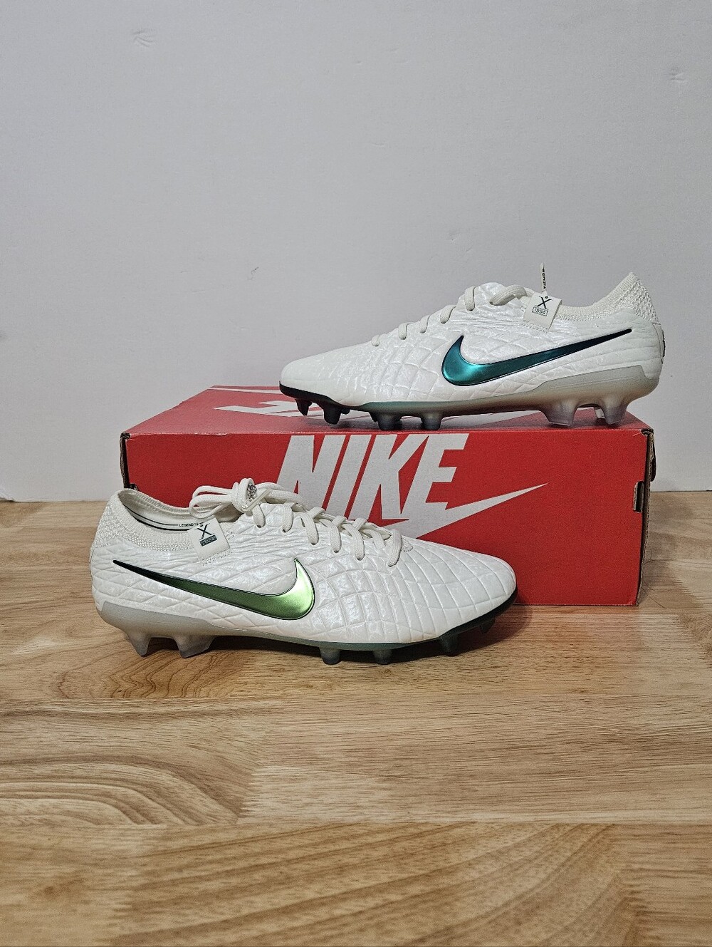 Nike Tiempo Legend 10 Elite SE FG Pearl